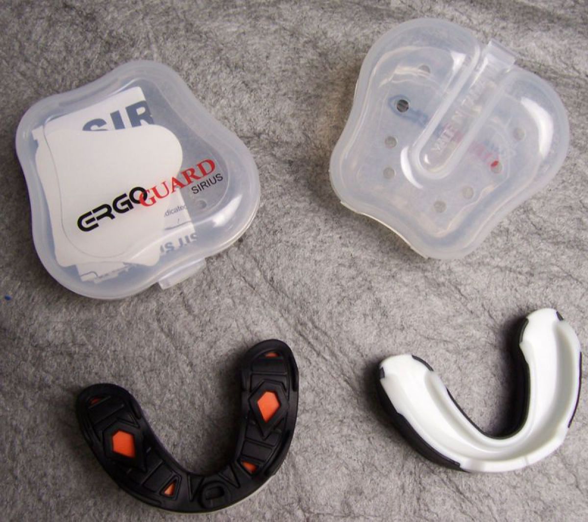 Ochraniacz zębów trójwarstwowy