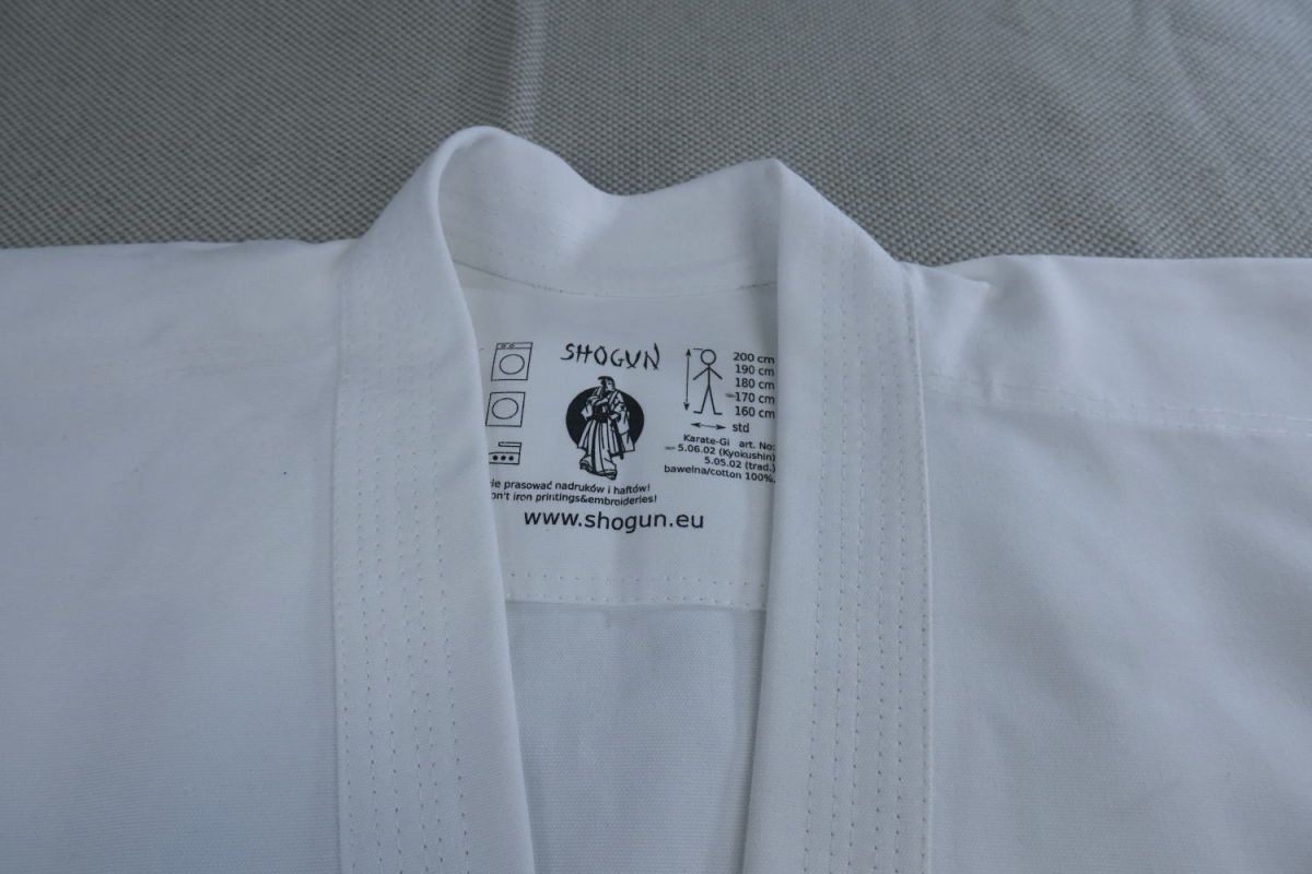 Kimono do Karate Kyokushin grube (~14oz)